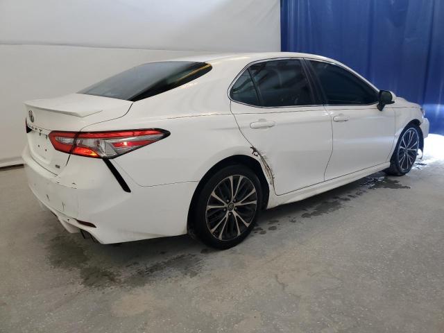 Photo 2 VIN: 4T1B11HK3JU065173 - TOYOTA CAMRY L 