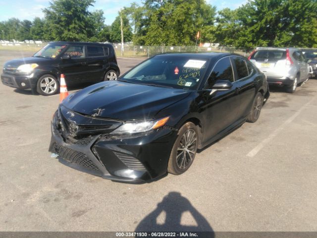 Photo 1 VIN: 4T1B11HK3JU067909 - TOYOTA CAMRY 