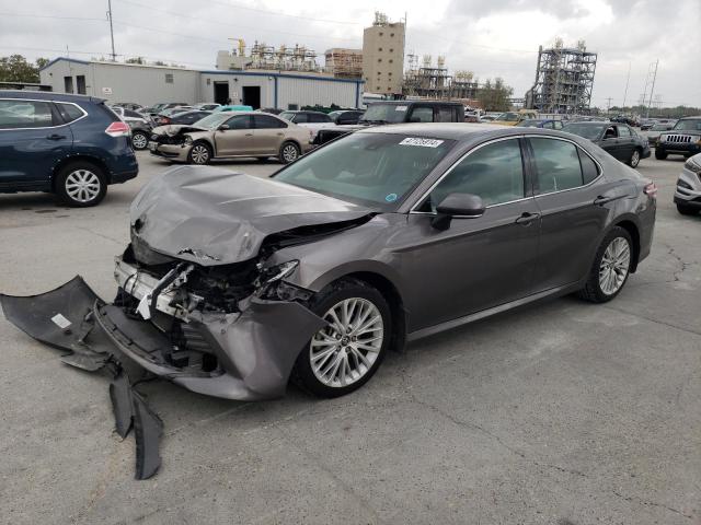 Photo 0 VIN: 4T1B11HK3JU082670 - TOYOTA CAMRY 