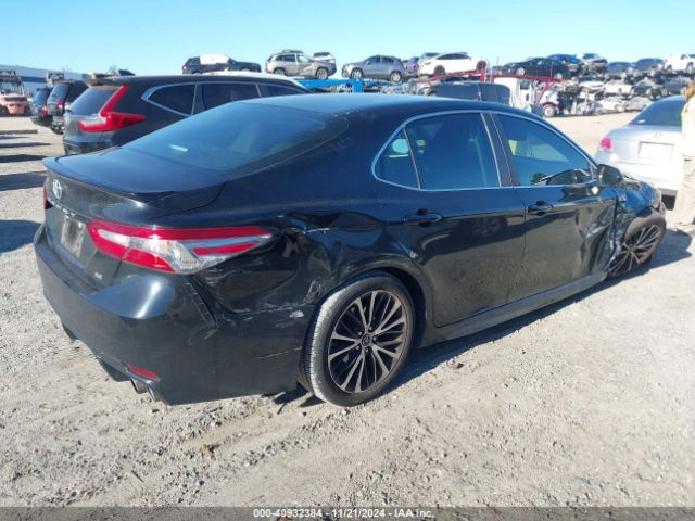 Photo 3 VIN: 4T1B11HK3JU083656 - TOYOTA CAMRY 