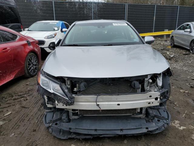 Photo 4 VIN: 4T1B11HK3JU088520 - TOYOTA CAMRY L 