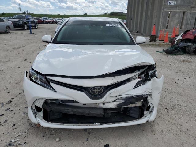 Photo 4 VIN: 4T1B11HK3JU091692 - TOYOTA CAMRY L 