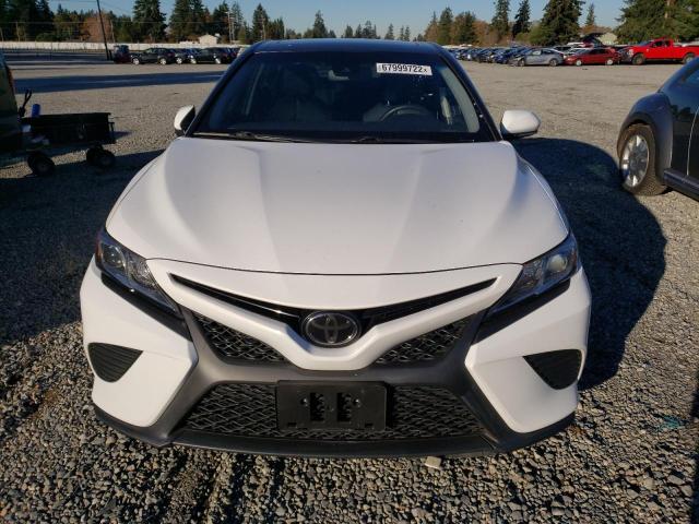 Photo 4 VIN: 4T1B11HK3JU107938 - TOYOTA CAMRY L 