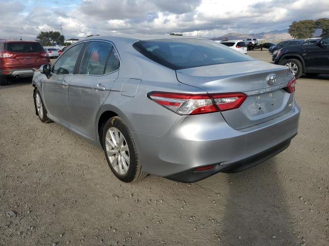 Photo 2 VIN: 4T1B11HK3JU110645 - TOYOTA CAMRY L 