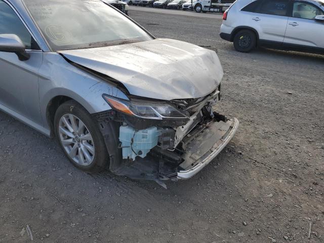 Photo 8 VIN: 4T1B11HK3JU110645 - TOYOTA CAMRY L 