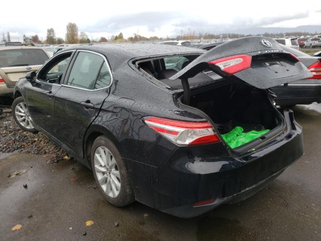 Photo 2 VIN: 4T1B11HK3JU113352 - TOYOTA CAMRY L 