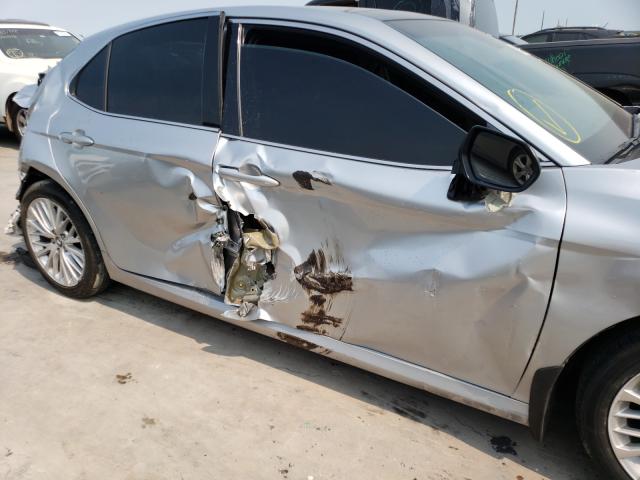 Photo 8 VIN: 4T1B11HK3JU121208 - TOYOTA CAMRY L 