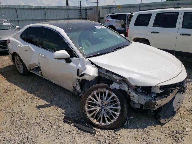 Photo 0 VIN: 4T1B11HK3JU132077 - TOYOTA CAMRY L 