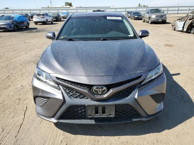 Photo 4 VIN: 4T1B11HK3JU132449 - TOYOTA CAMRY 