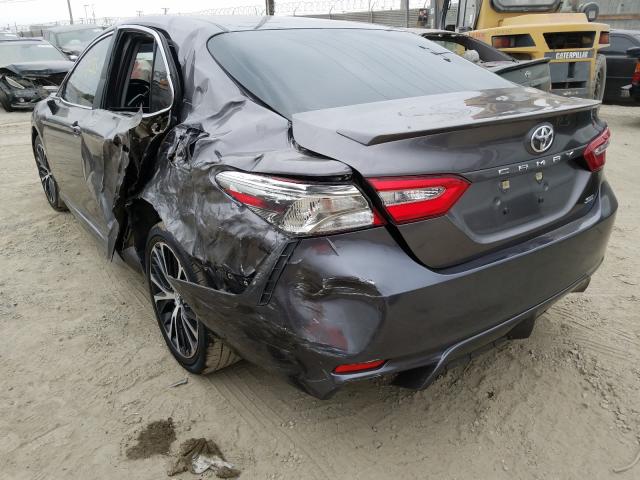 Photo 2 VIN: 4T1B11HK3JU138378 - TOYOTA CAMRY 