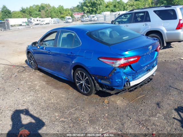 Photo 2 VIN: 4T1B11HK3JU138476 - TOYOTA CAMRY 