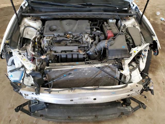 Photo 10 VIN: 4T1B11HK3JU143273 - TOYOTA CAMRY 