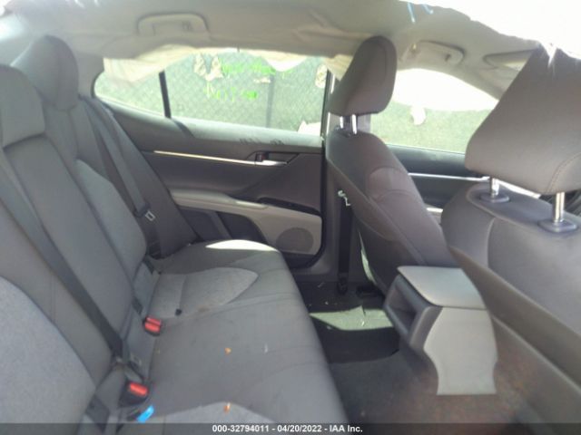 Photo 7 VIN: 4T1B11HK3JU143418 - TOYOTA CAMRY 