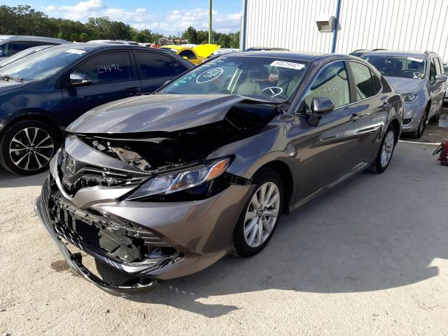 Photo 1 VIN: 4T1B11HK3JU155715 - TOYOTA CAMRY L 