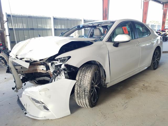 Photo 1 VIN: 4T1B11HK3JU519163 - TOYOTA CAMRY L 