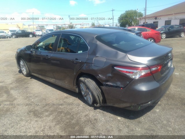 Photo 2 VIN: 4T1B11HK3JU522726 - TOYOTA CAMRY 