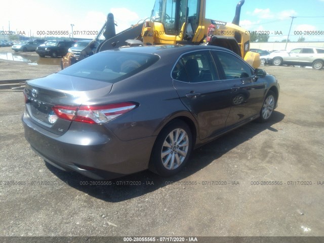 Photo 3 VIN: 4T1B11HK3JU522726 - TOYOTA CAMRY 