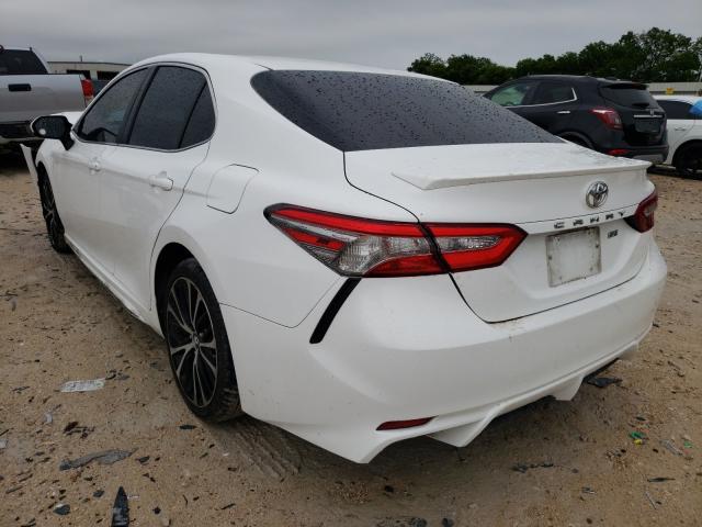 Photo 2 VIN: 4T1B11HK3JU523276 - TOYOTA CAMRY L 