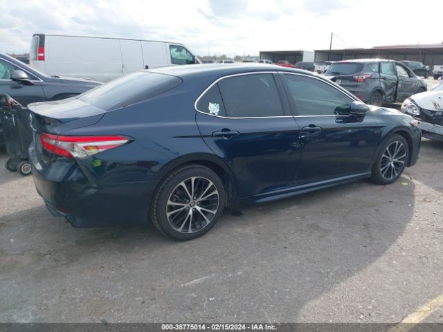 Photo 3 VIN: 4T1B11HK3JU549649 - TOYOTA CAMRY 