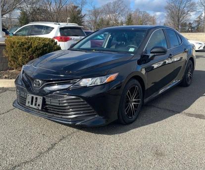 Photo 1 VIN: 4T1B11HK3JU562854 - TOYOTA CAMRY L 