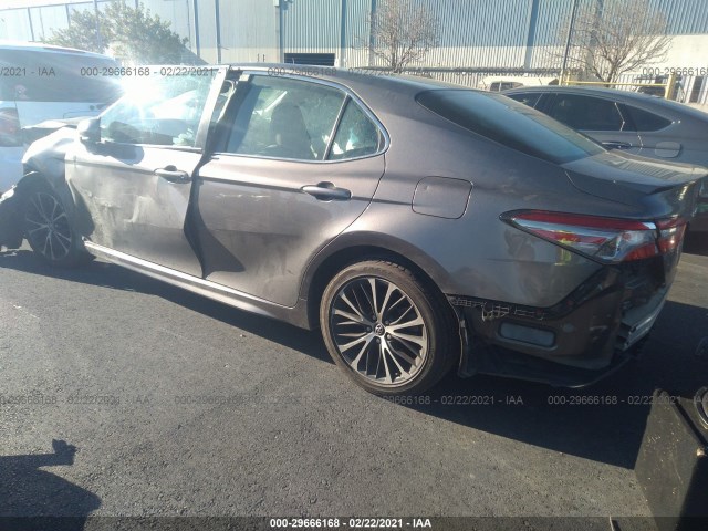 Photo 2 VIN: 4T1B11HK3JU563177 - TOYOTA CAMRY 