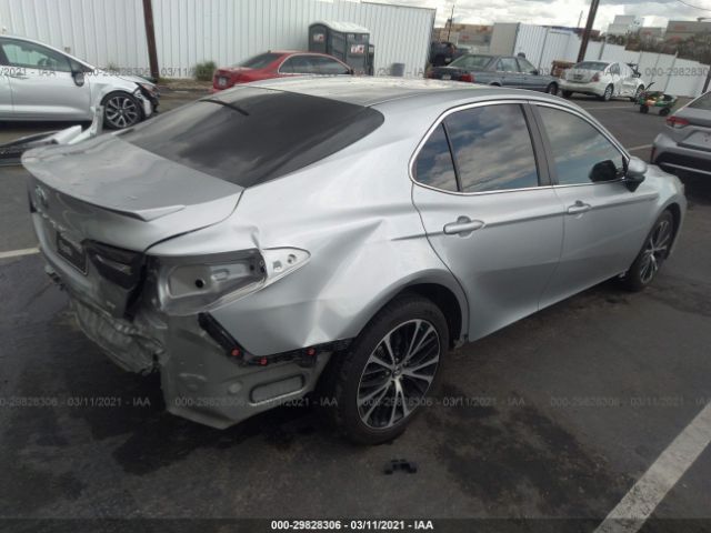 Photo 3 VIN: 4T1B11HK3JU587334 - TOYOTA CAMRY 