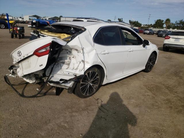 Photo 2 VIN: 4T1B11HK3JU601491 - TOYOTA CAMRY L 