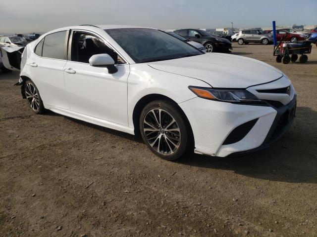 Photo 3 VIN: 4T1B11HK3JU601491 - TOYOTA CAMRY L 