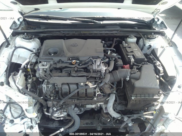 Photo 9 VIN: 4T1B11HK3JU602768 - TOYOTA CAMRY 