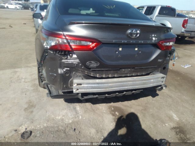 Photo 5 VIN: 4T1B11HK3JU605797 - TOYOTA CAMRY 