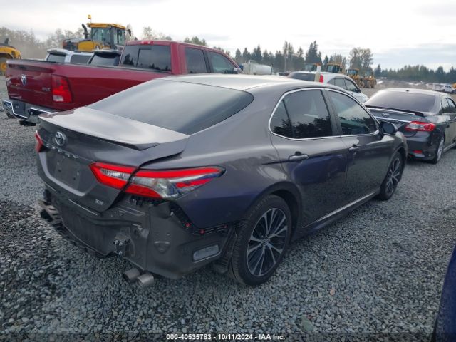 Photo 3 VIN: 4T1B11HK3JU610515 - TOYOTA CAMRY 