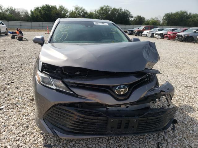 Photo 8 VIN: 4T1B11HK3JU610871 - TOYOTA CAMRY L 