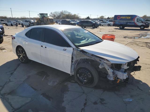 Photo 3 VIN: 4T1B11HK3JU620008 - TOYOTA CAMRY L 