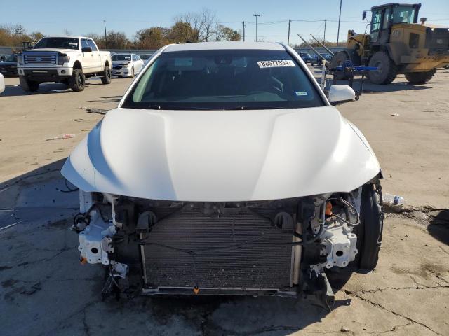 Photo 4 VIN: 4T1B11HK3JU620008 - TOYOTA CAMRY L 