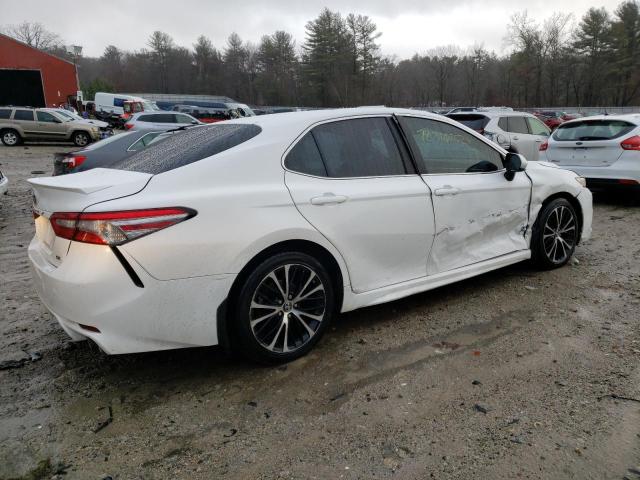 Photo 2 VIN: 4T1B11HK3JU622549 - TOYOTA CAMRY L 