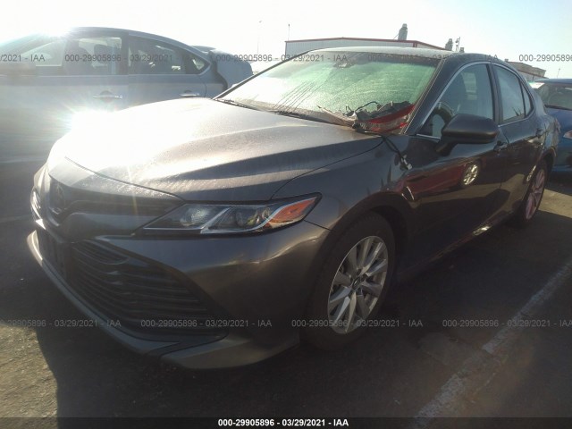 Photo 1 VIN: 4T1B11HK3JU623586 - TOYOTA CAMRY 