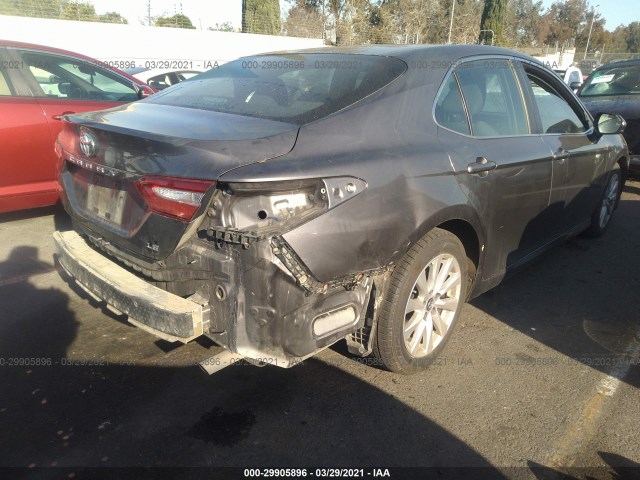 Photo 3 VIN: 4T1B11HK3JU623586 - TOYOTA CAMRY 