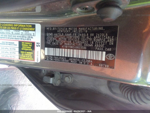 Photo 8 VIN: 4T1B11HK3JU623586 - TOYOTA CAMRY 