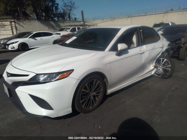 Photo 1 VIN: 4T1B11HK3JU632613 - TOYOTA CAMRY 