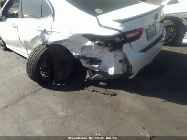 Photo 5 VIN: 4T1B11HK3JU632613 - TOYOTA CAMRY 