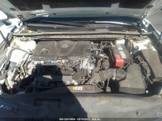 Photo 9 VIN: 4T1B11HK3JU632613 - TOYOTA CAMRY 