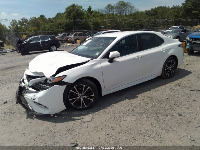 Photo 1 VIN: 4T1B11HK3JU644552 - TOYOTA CAMRY 