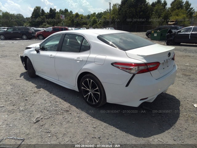 Photo 2 VIN: 4T1B11HK3JU644552 - TOYOTA CAMRY 