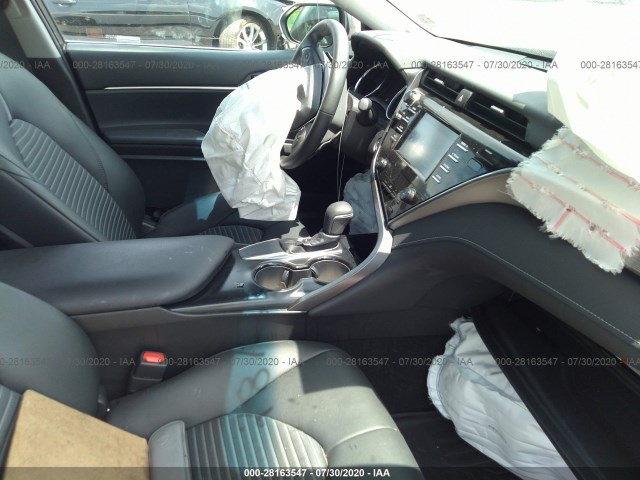 Photo 4 VIN: 4T1B11HK3JU644552 - TOYOTA CAMRY 