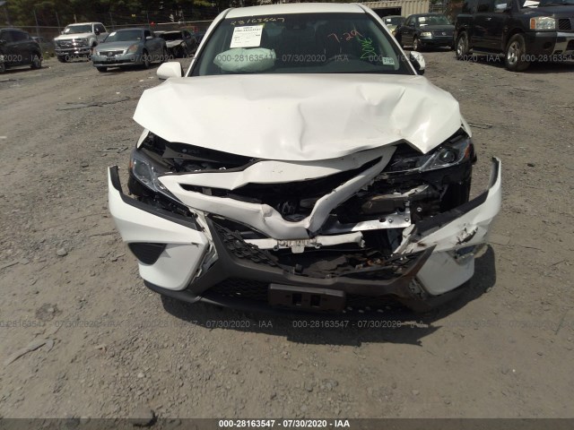 Photo 5 VIN: 4T1B11HK3JU644552 - TOYOTA CAMRY 