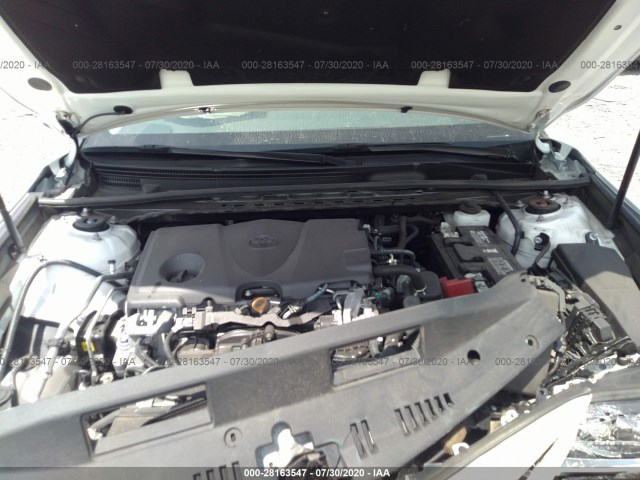 Photo 9 VIN: 4T1B11HK3JU644552 - TOYOTA CAMRY 