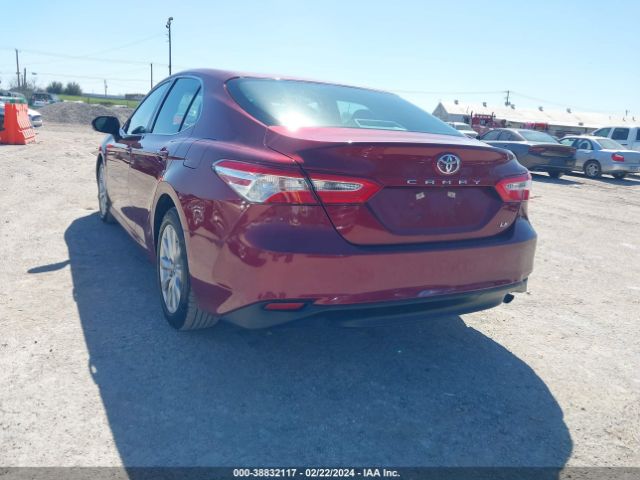 Photo 2 VIN: 4T1B11HK3JU644891 - TOYOTA CAMRY 