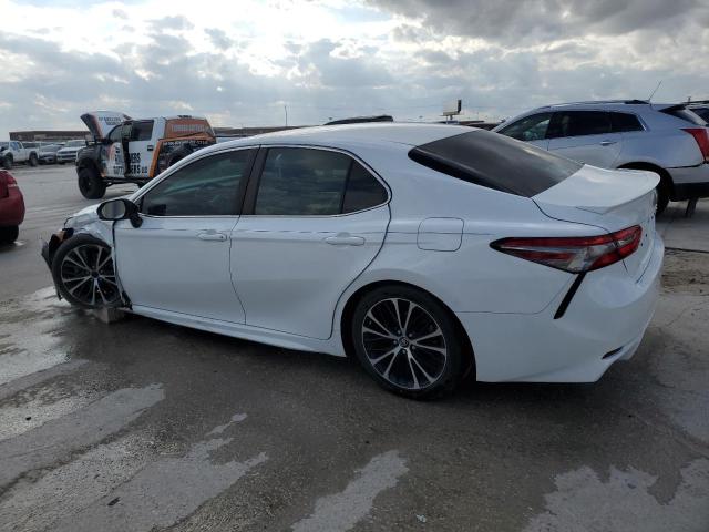 Photo 1 VIN: 4T1B11HK3JU646723 - TOYOTA CAMRY L 