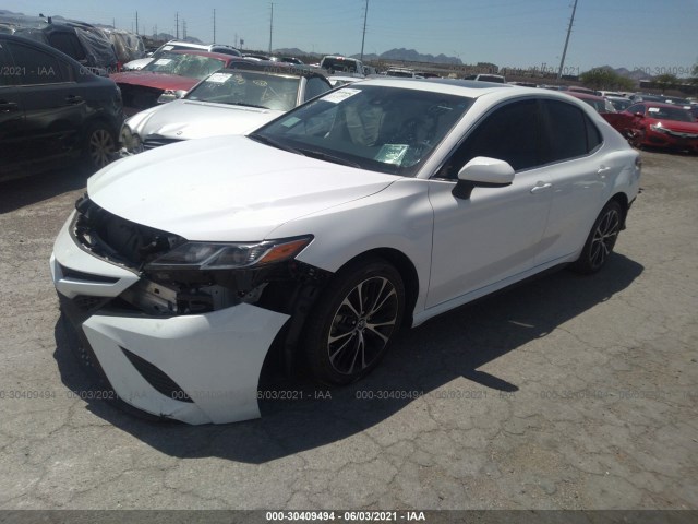 Photo 1 VIN: 4T1B11HK3JU663103 - TOYOTA CAMRY 