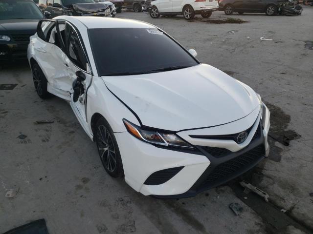 Photo 0 VIN: 4T1B11HK3JU668981 - TOYOTA CAMRY L 